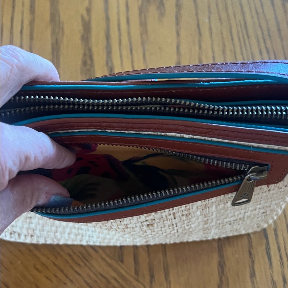 Patricia Nash Crossbody - Picture 5 of 7